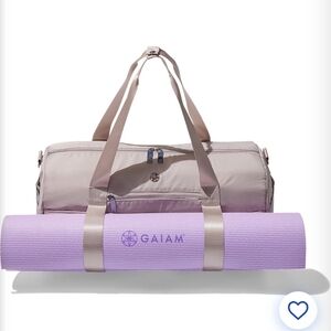 NEW GAIAM 4MM YOGA MAT AND DUFFEL BAG SET EXERCISE